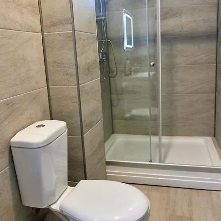 Sunny By Alz Năvodari