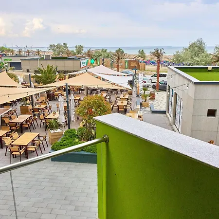 Sunny By Alz Năvodari