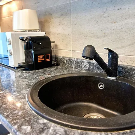 Sunny By Alz * Năvodari