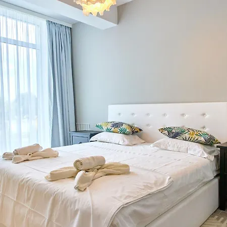 Apartment Sunny By Alz *