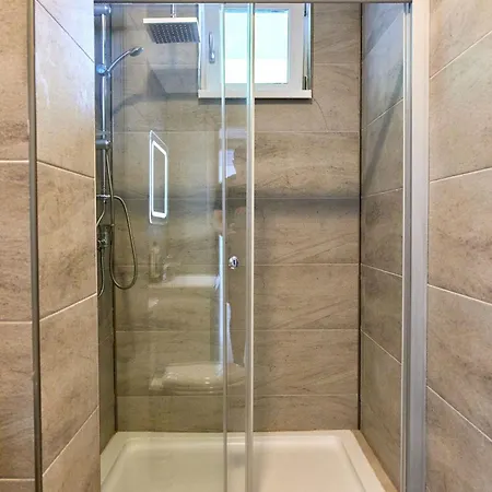 아파트 Sunny By Alz Năvodari