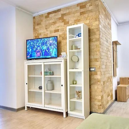 아파트 Sunny By Alz Năvodari