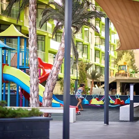 Sunny By Alz * Năvodari