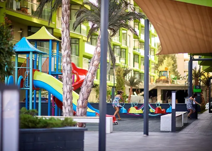 Sunny By Alz * Năvodari