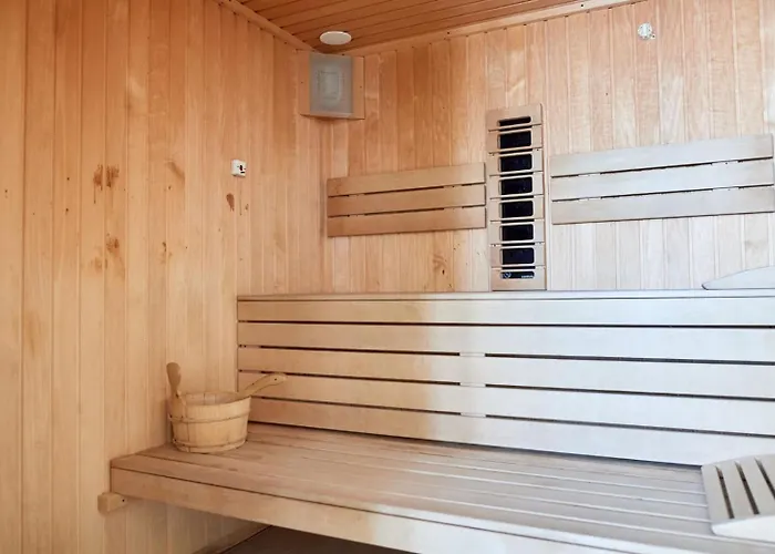 Sunny By Alz Apartman *